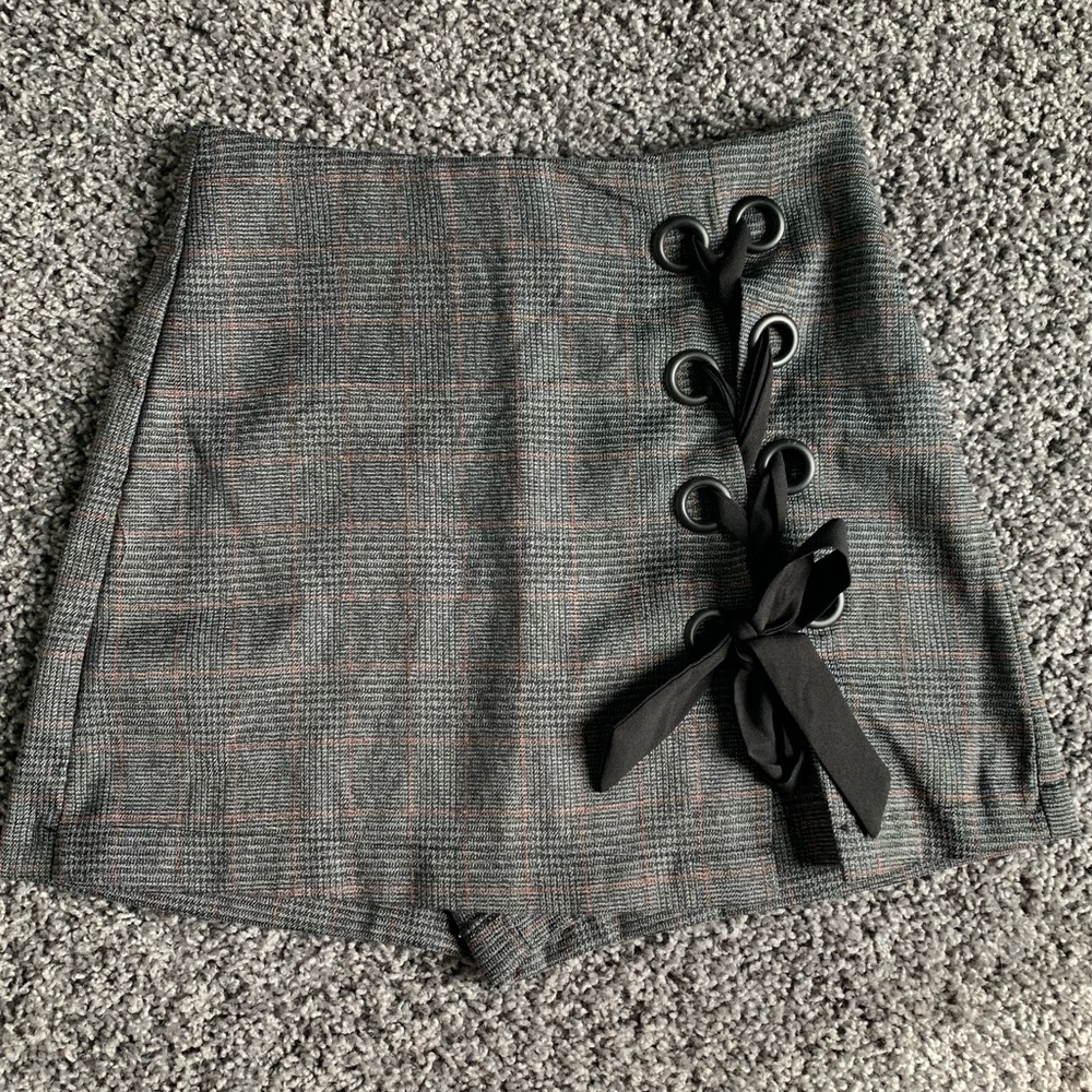 NWT Ruby & Jenna Plaid Skirt